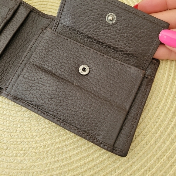 Gucci Bifold Card Wallet Monogram GG - Picture 8 of 13